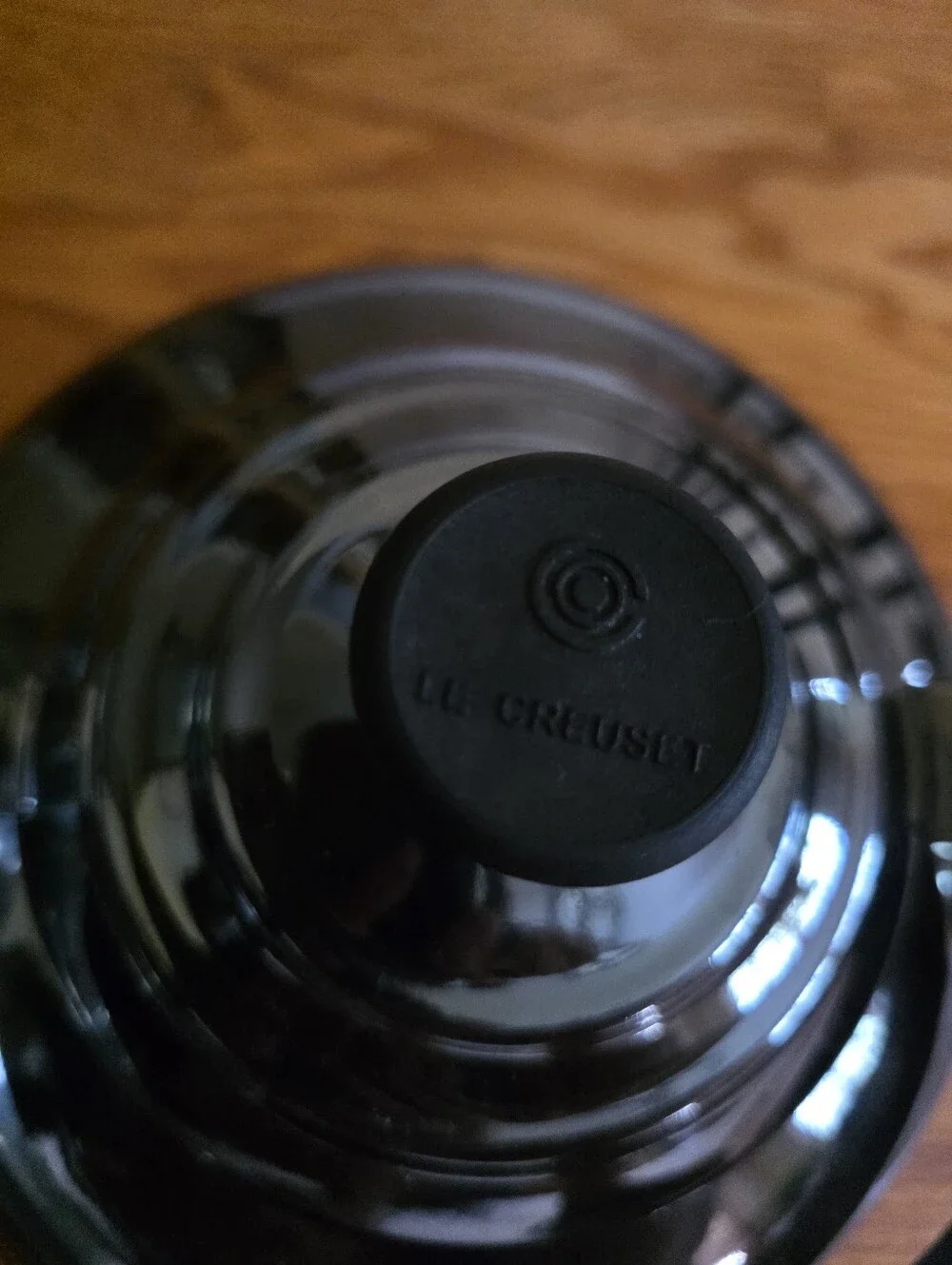 Le Creuset 1.7 Qt Whistling Tea Kettle EUC